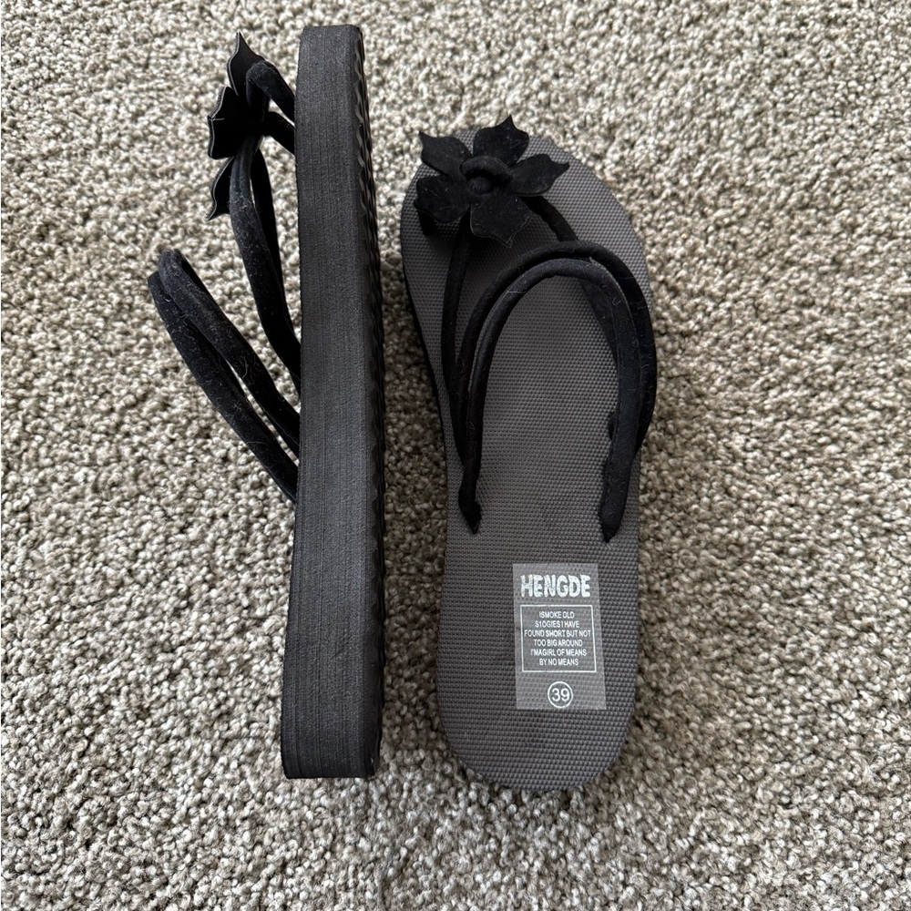 Black Women's Sandals